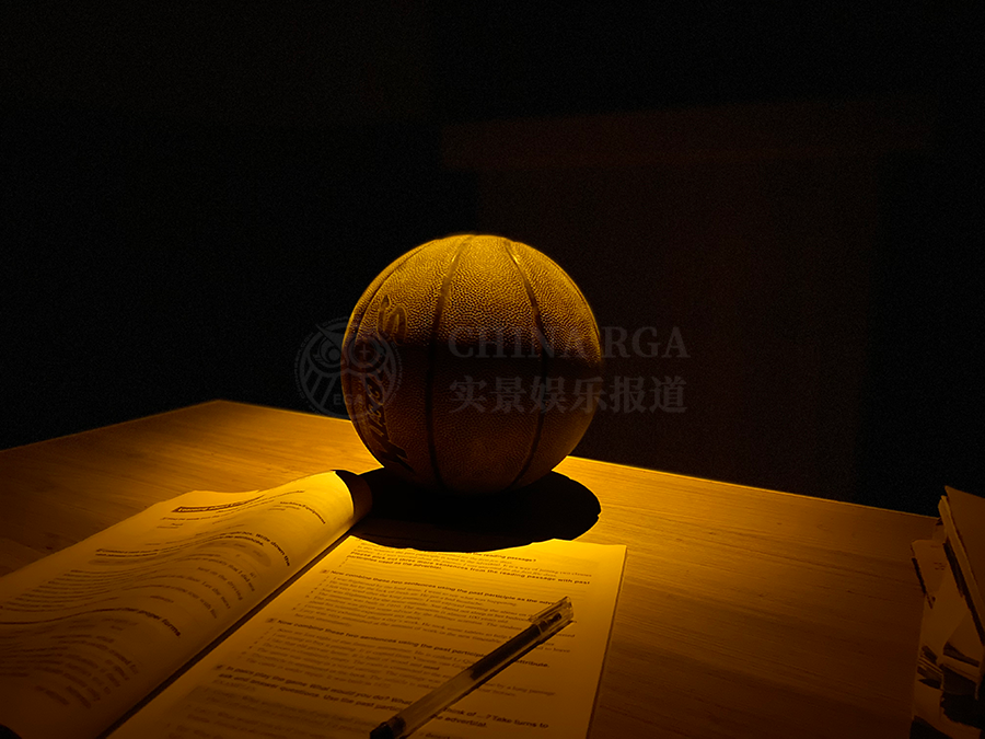 测评 | 西安《逃学威龙》- 创新、点睛与留白的艺术 测评 | 西安《逃学威龙》- 创新、点睛与留白的艺术