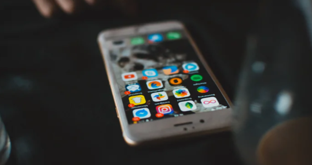 测评 | 杭州《搜索》-密室里的“网络寻人”